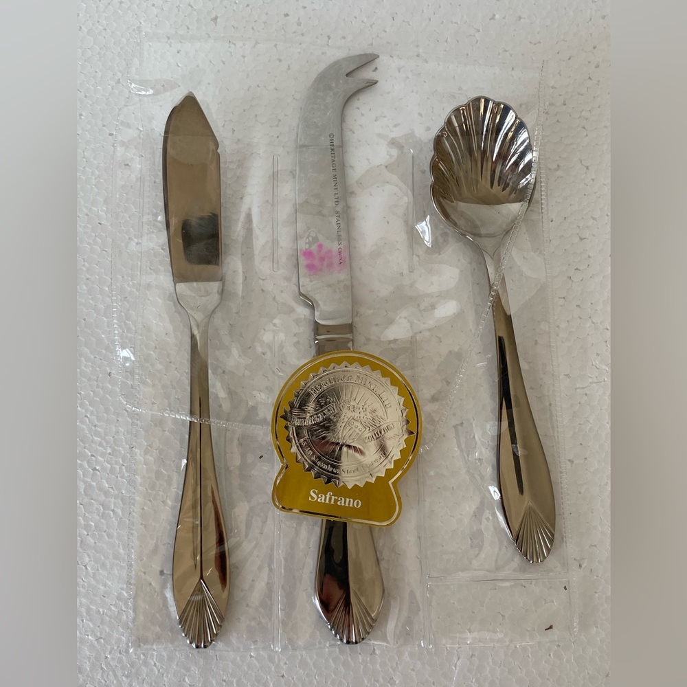 Heritage Mint Safrano Glossy Stainless Serving
Set Flatware 3 Pc Specialty NEW
